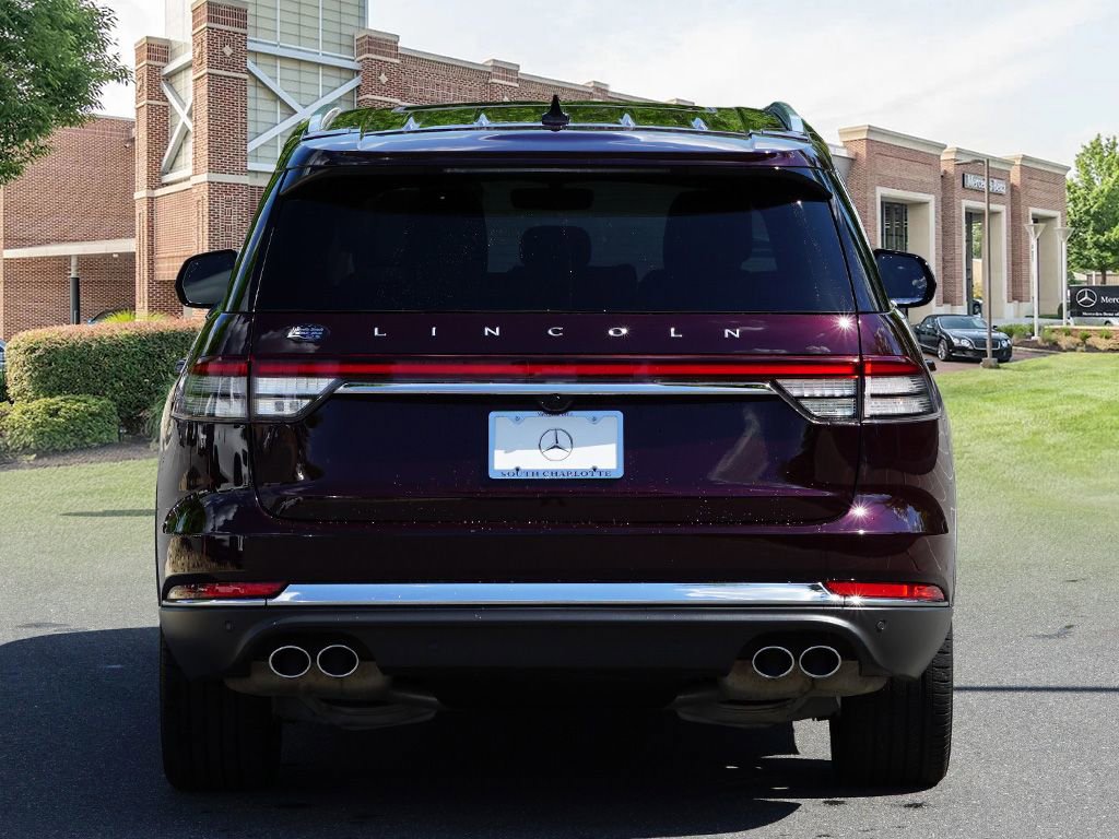 Used 2023 Lincoln Aviator Reserve w/ Equipment Group 201A AWD/4WD image 5