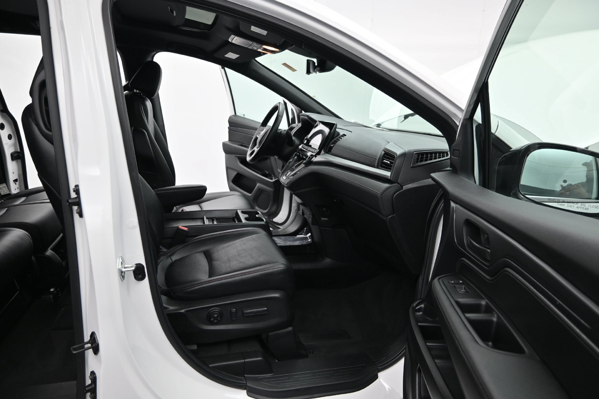 Used 2024 Honda Odyssey Sport image 18