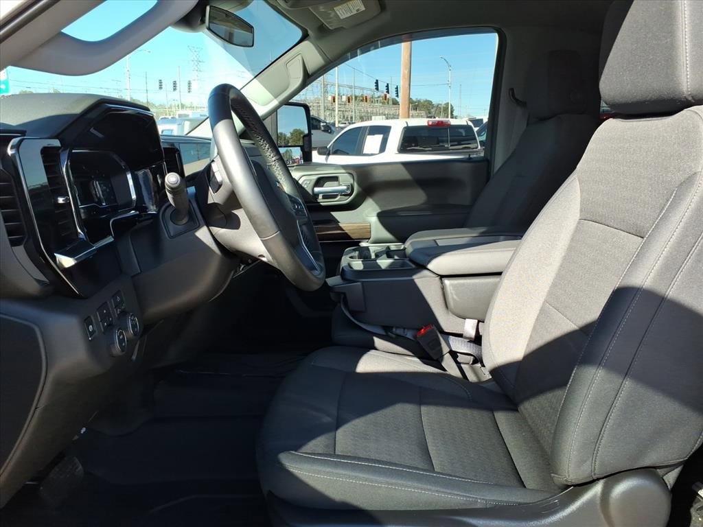 Used 2025 Chevrolet Silverado 3500 LT image 16