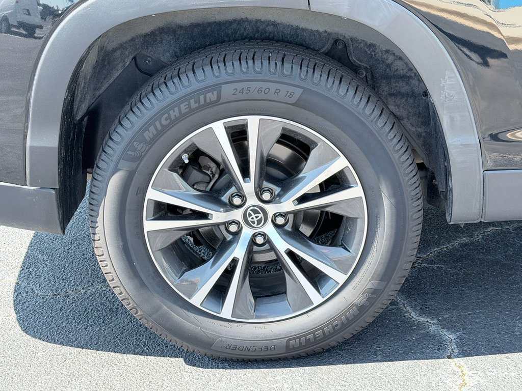 Used 2019 Toyota Highlander LE FWD image 33