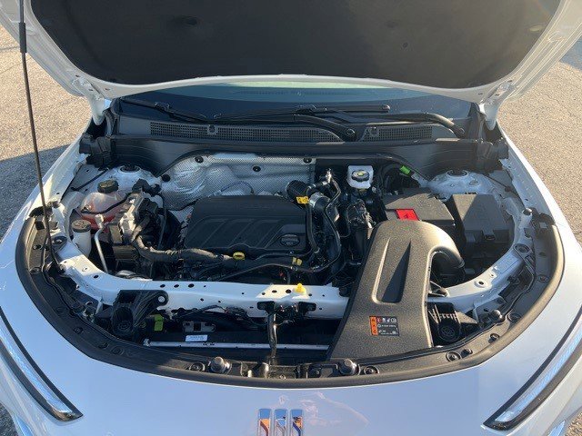 Certified 2025 Buick Envista Avenir image 8