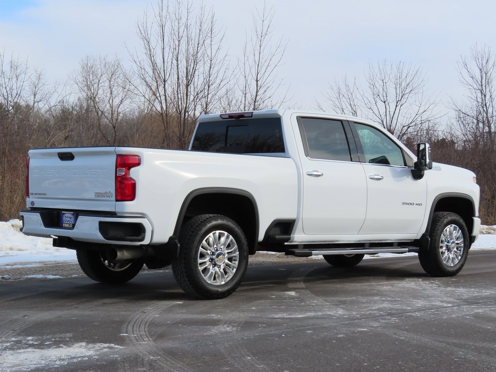 Certified 2023 Chevrolet Silverado 3500 High Country w/ Z71 Off-Road Package image 3