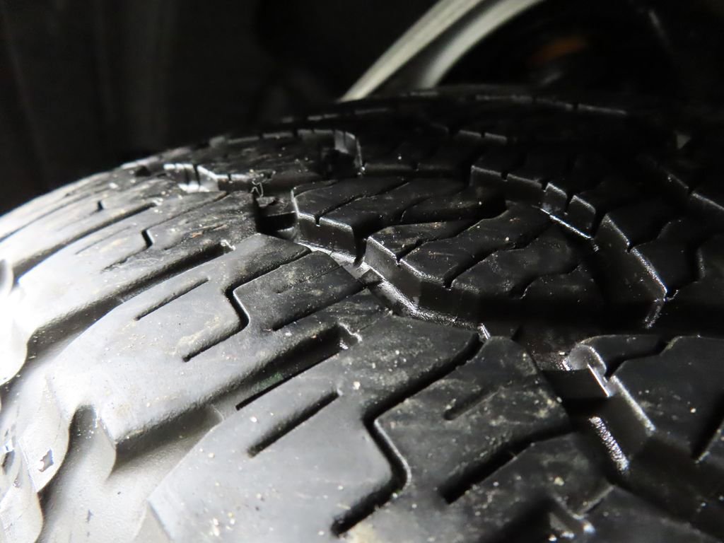 Used 2025 Ford Ranger XLT w/ Equipment Group 301A High image 9