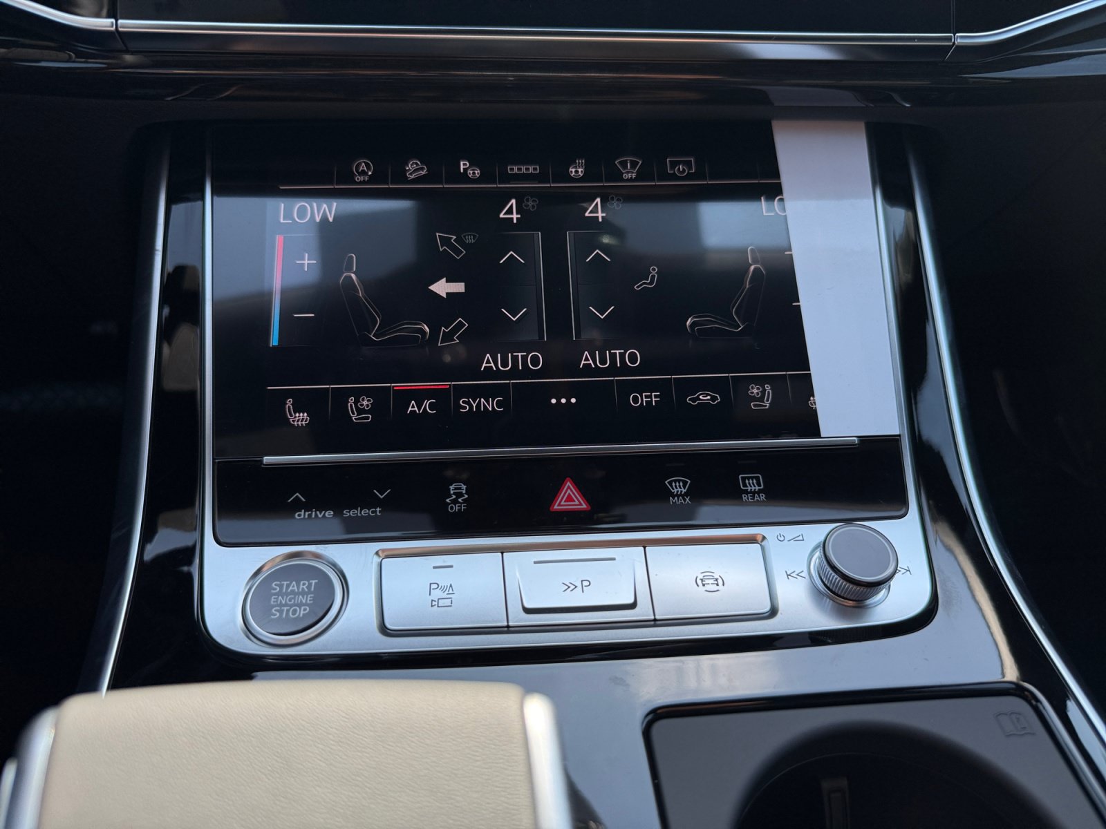New 2026 Audi Q8 Prestige AWD/4WD image 13