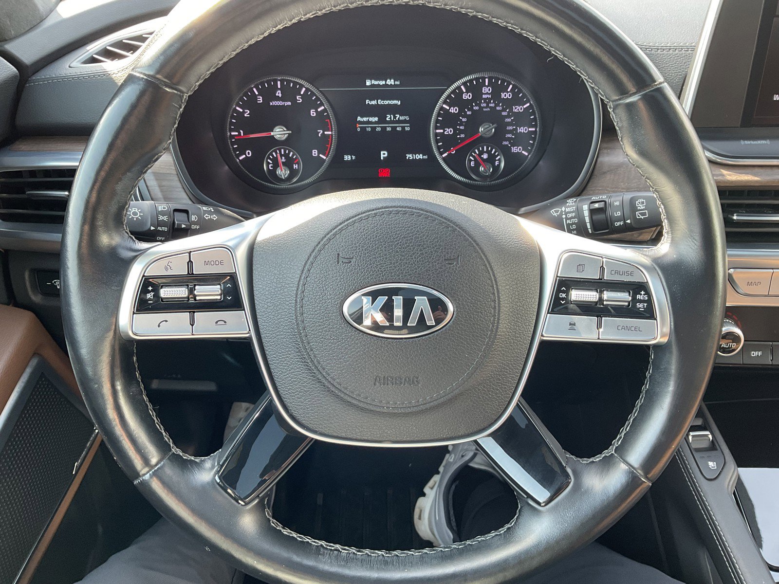 Used 2021 Kia Telluride SX w/ SX Prestige Package image 13