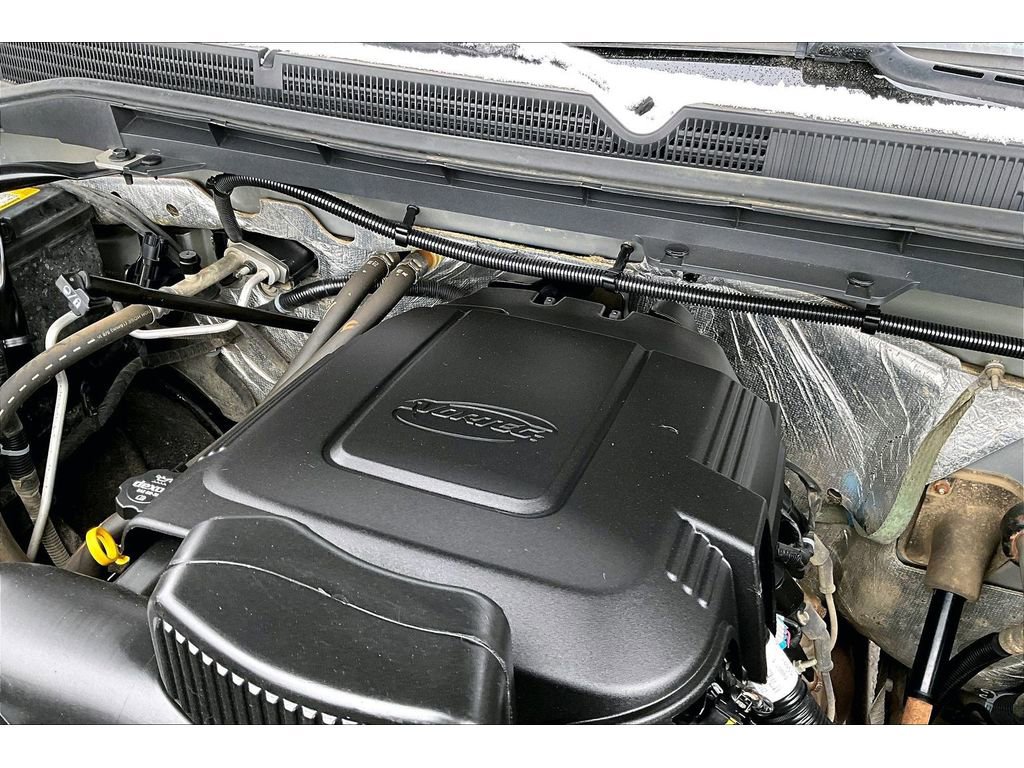 Used 2017 GMC Sierra 3500 SLE image 32