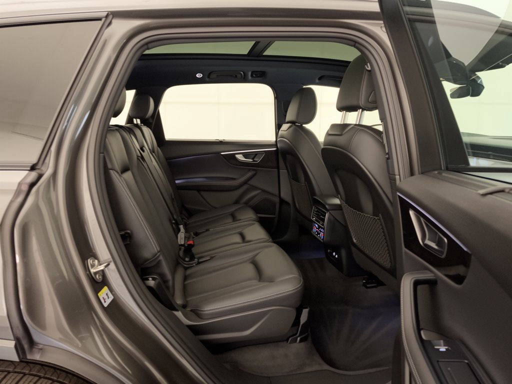Used 2026 Audi Q7 3.0T Premium Plus w/ Premium Plus Package AWD/4WD image 29