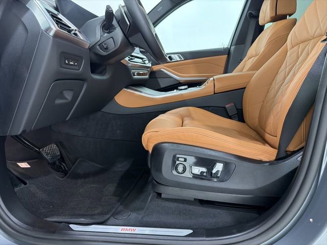 Used 2025 BMW X5 xDrive40i image 14