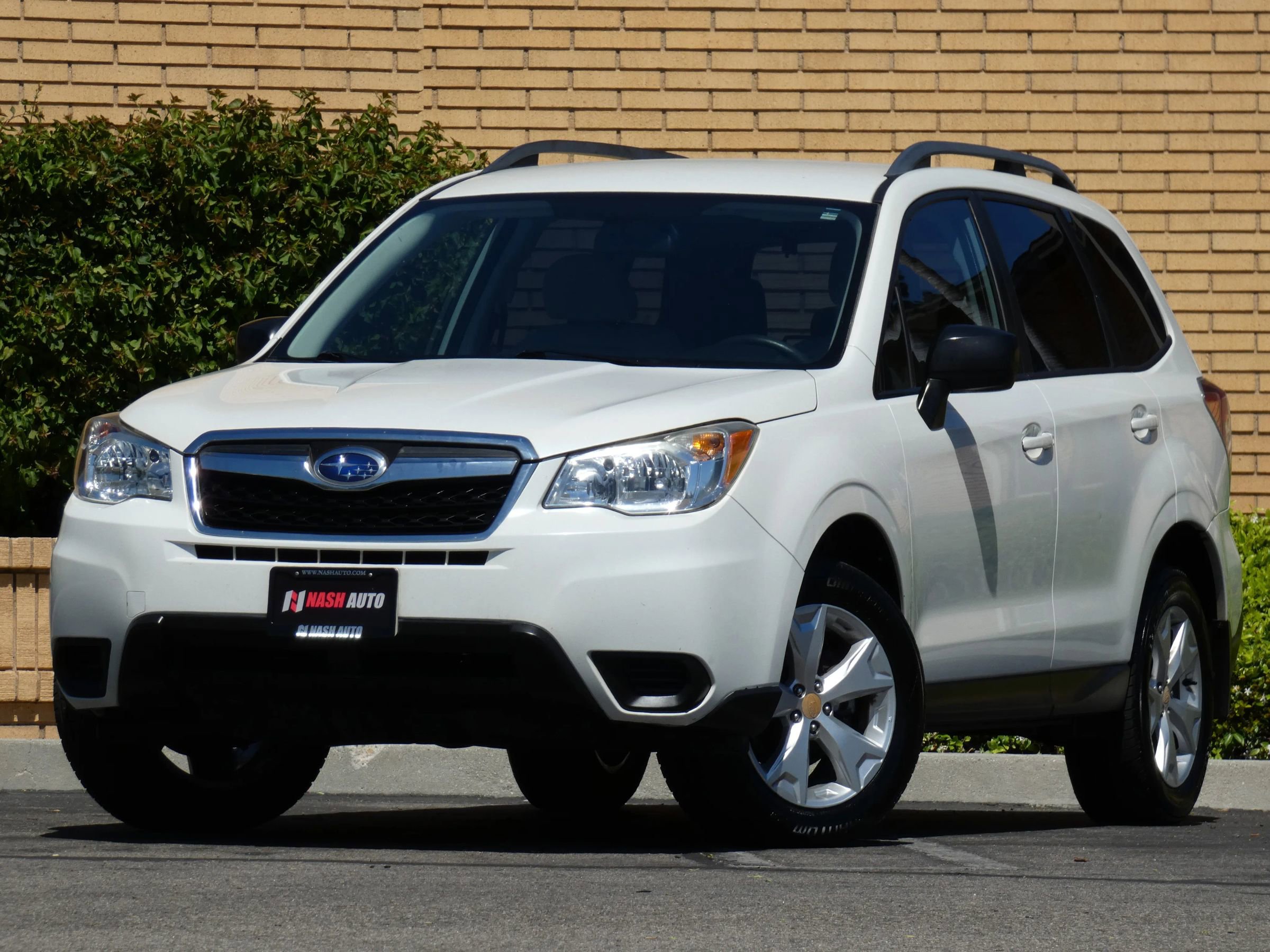 Used 2016 Subaru Forester 2.5i w/ Alloy Wheel Package image 15