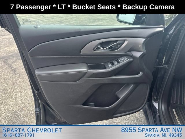 Used 2018 Chevrolet Traverse LT FWD image 11