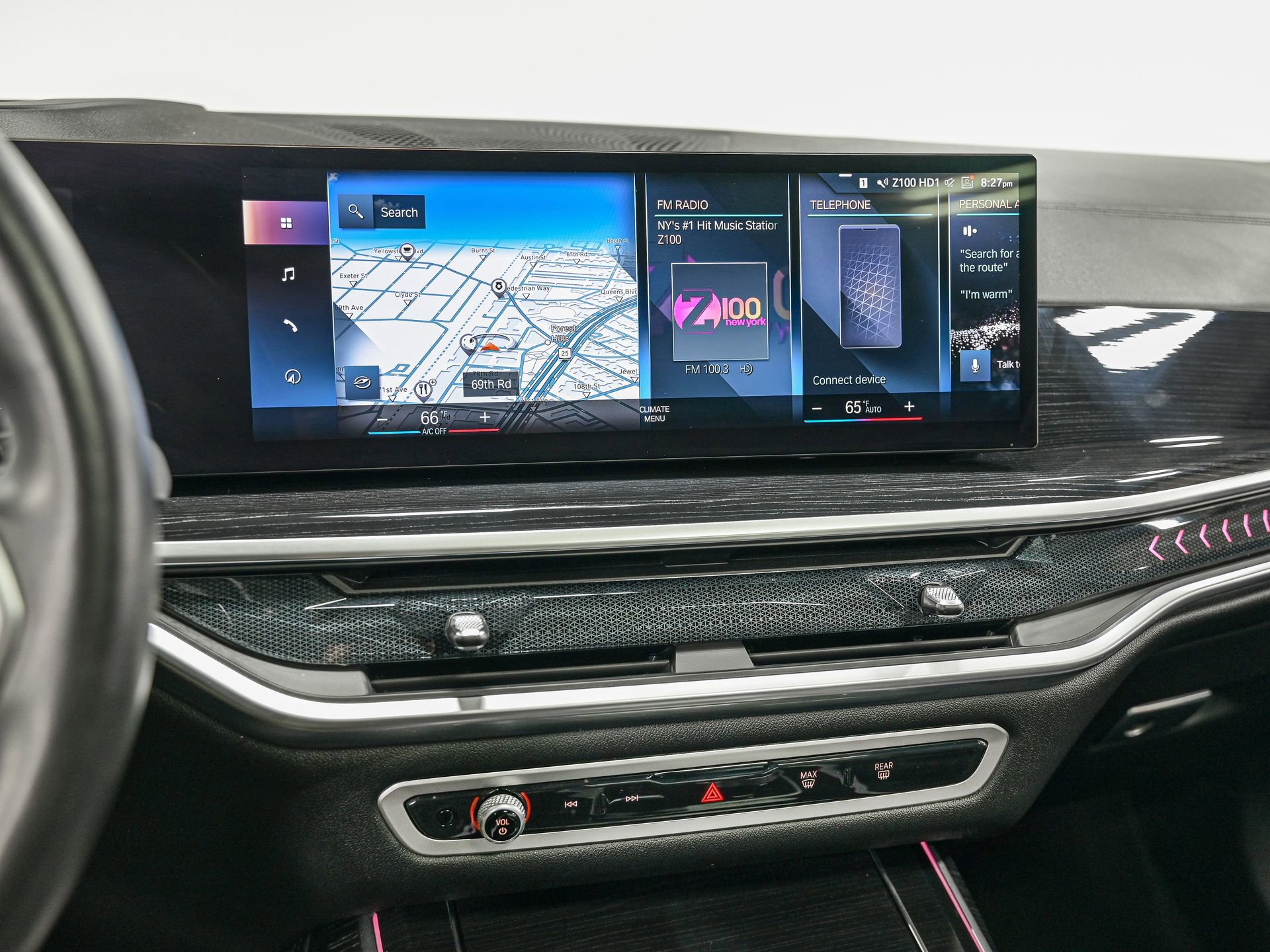 Used 2023 BMW X7 xDrive40i w/ M Sport Package image 22