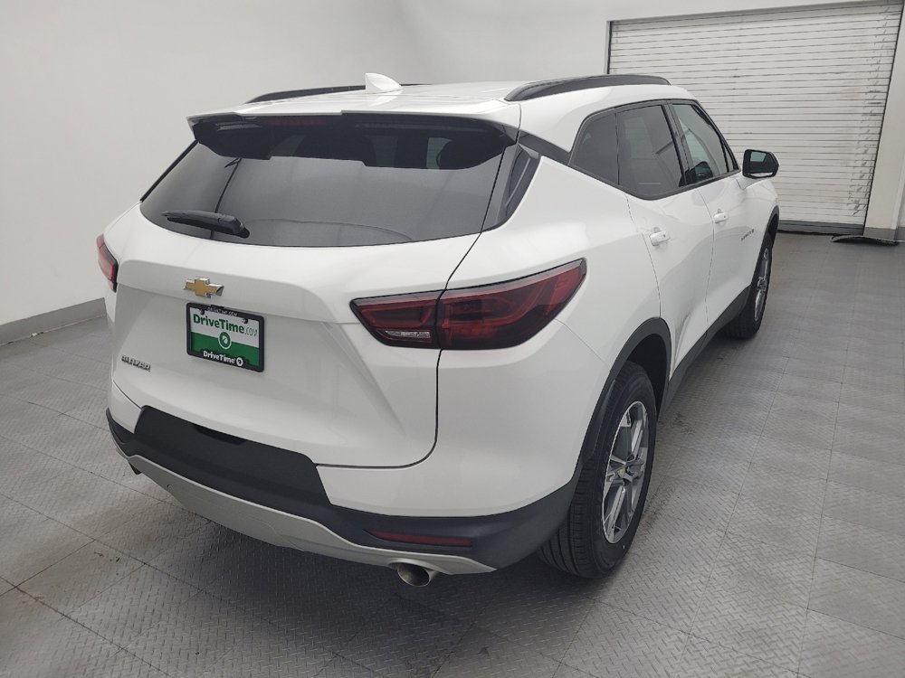 Used 2024 Chevrolet Blazer LT w/ Convenience Package FWD image 9