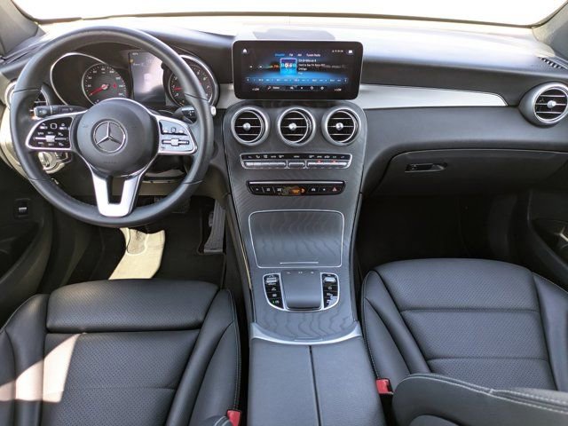 Used 2022 Mercedes-Benz GLC 300 w/ Premium Package Lite image 16