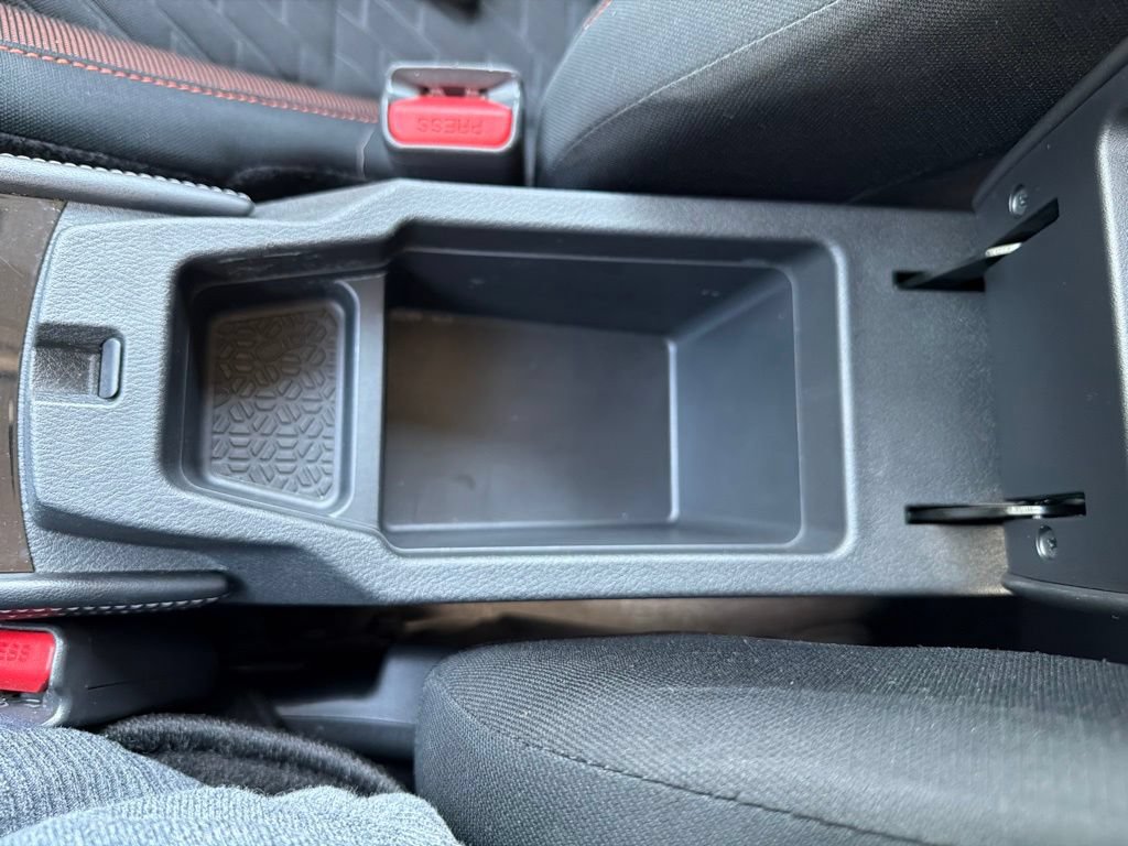 Used 2022 Nissan Kicks SR FWD image 67