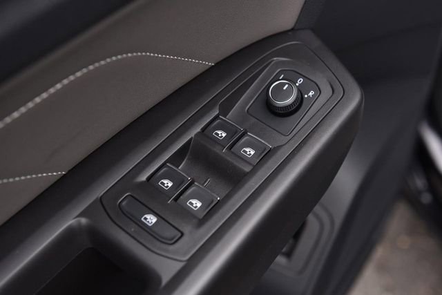 Used 2023 Volkswagen Atlas Cross Sport SEL image 8