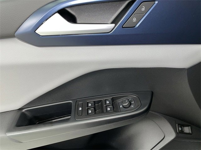 Used 2022 Volkswagen Taos SE image 21