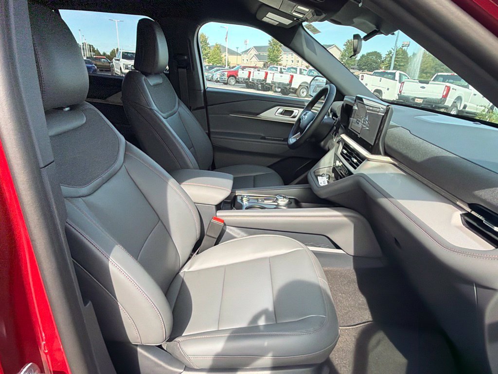 New 2027 Ford Explorer Active w/ Active Comfort Package AWD/4WD image 38