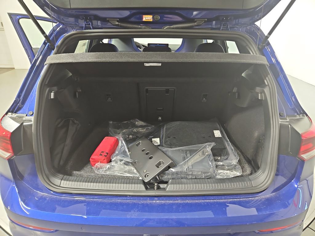 New 2026 Volkswagen Golf AWD/4WD image 23