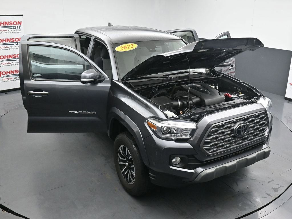 Used 2022 Toyota Tacoma TRD Sport AWD/4WD image 41