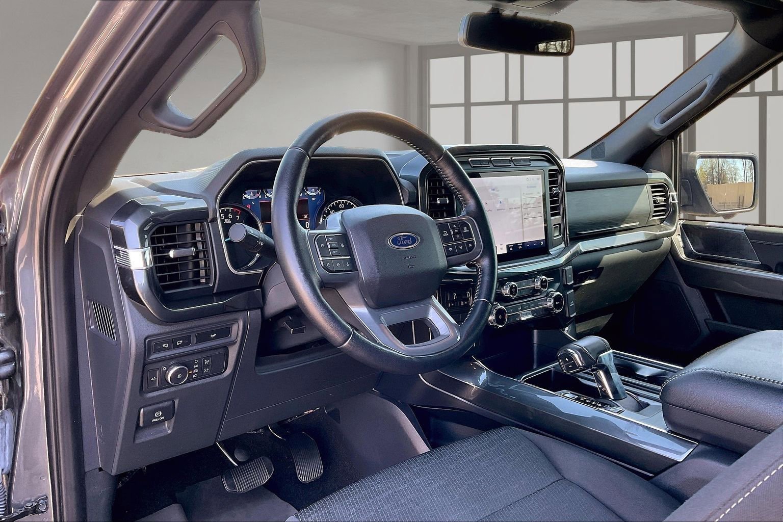 Used 2022 Ford F150 XLT w/ Equipment Group 302A High image 18