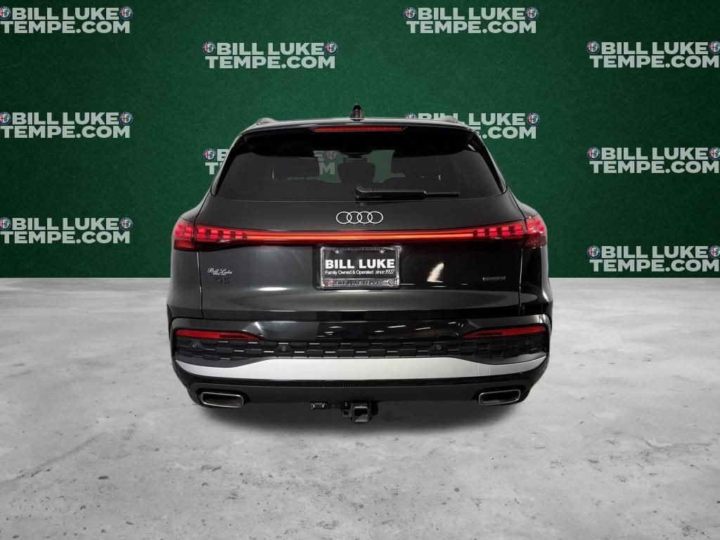 Used 2025 Audi Q5 Premium w/ Convenience Package image 8