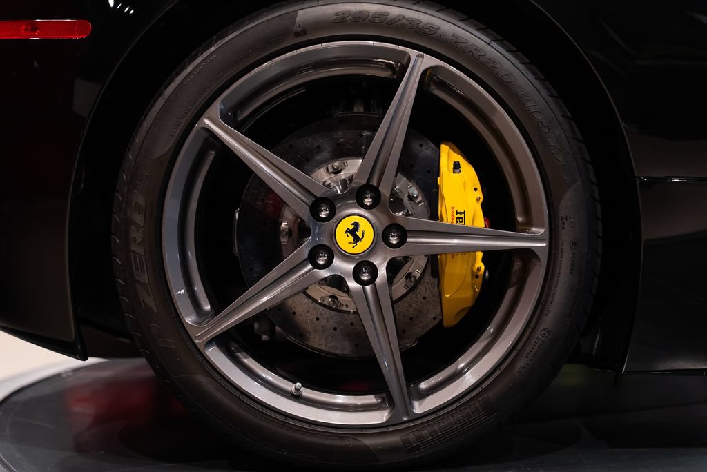 Certified 2014 Ferrari 458 Spider RWD image 15