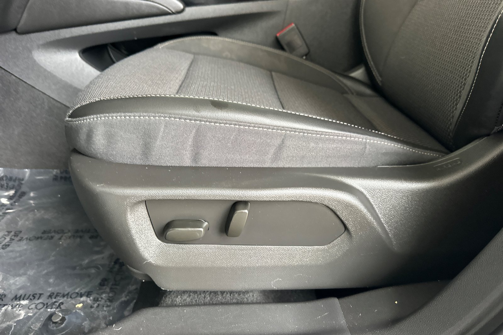 Certified 2023 Buick Envision Preferred w/ Sport Touring Package AWD/4WD image 13