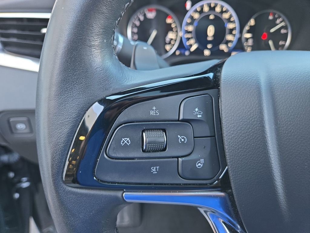 Used 2024 Buick Enclave Avenir w/ Avenir Technology Package image 20