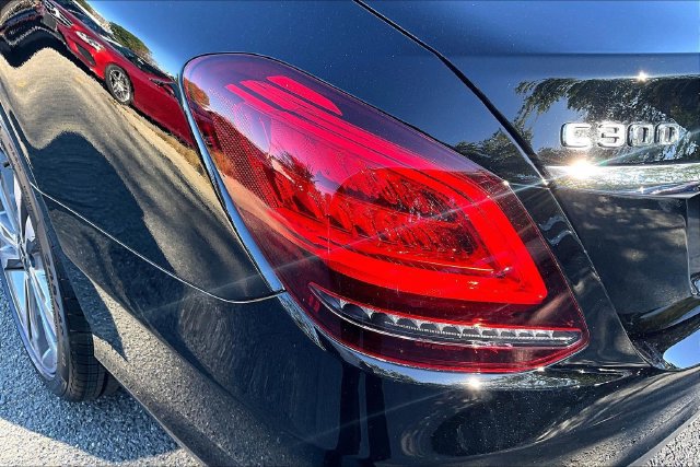 Used 2021 Mercedes-Benz C 300 4MATIC Sedan image 25