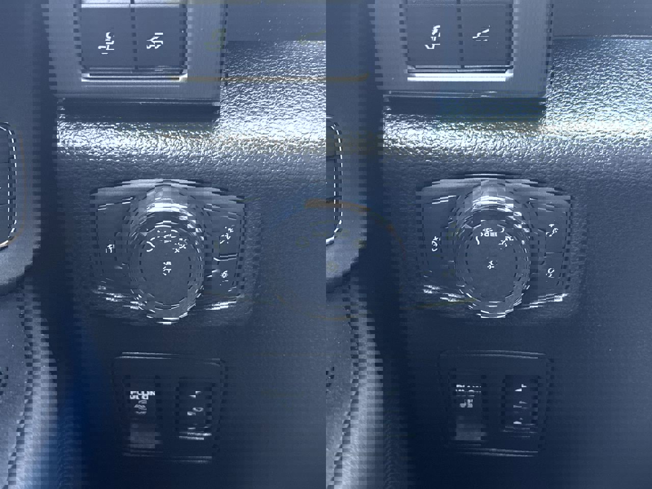 Certified 2020 Ford Expedition Max Platinum image 27