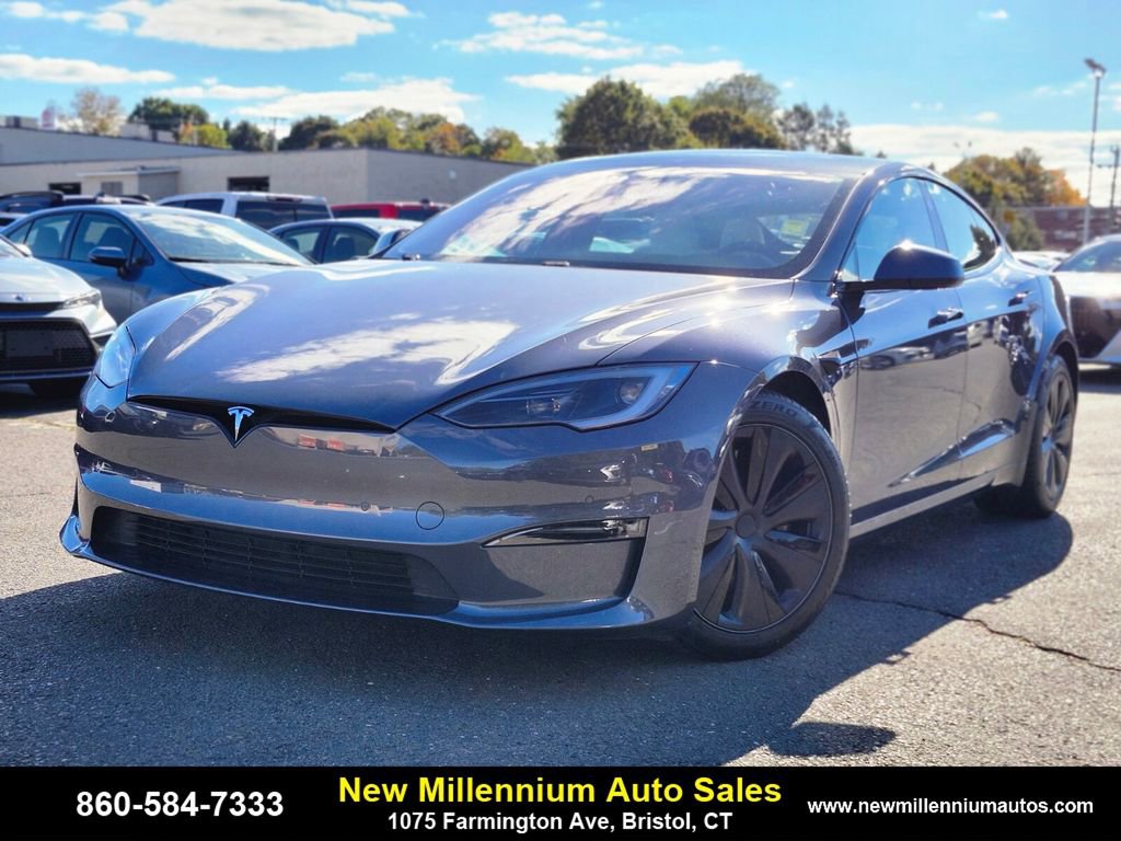 Used 2022 Tesla Model S image 1
