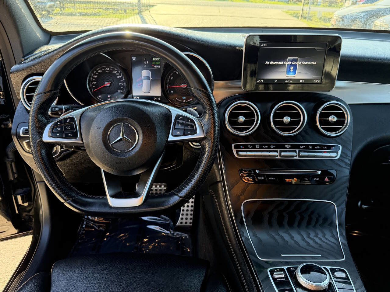 Used 2019 Mercedes-Benz GLC 350e 4MATIC w/ AMG Line image 15