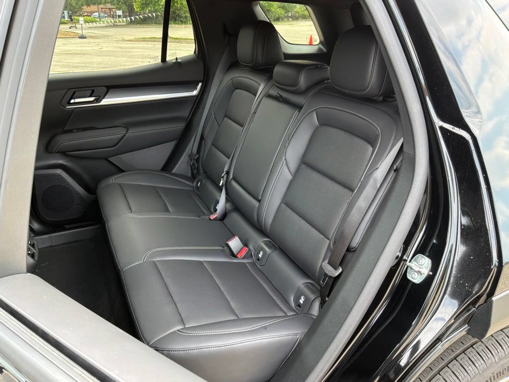 New 2027 GMC Terrain Elevation w/ Elevation Premium Package AWD/4WD image 34