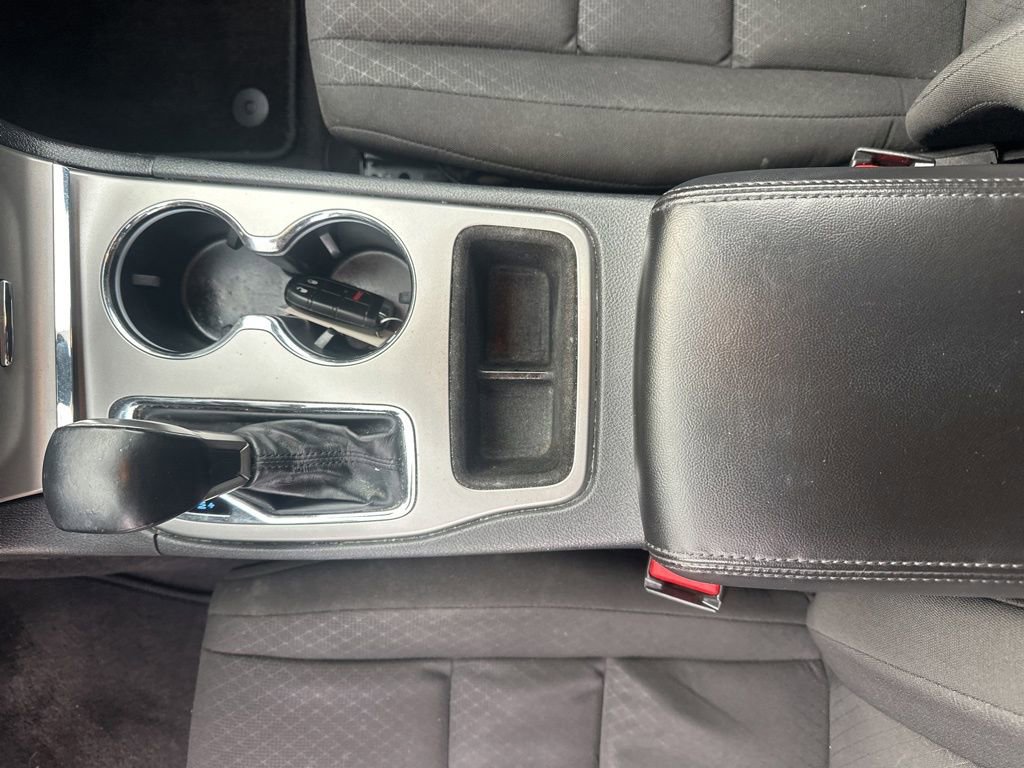 Used 2018 Jeep Grand Cherokee Laredo image 32