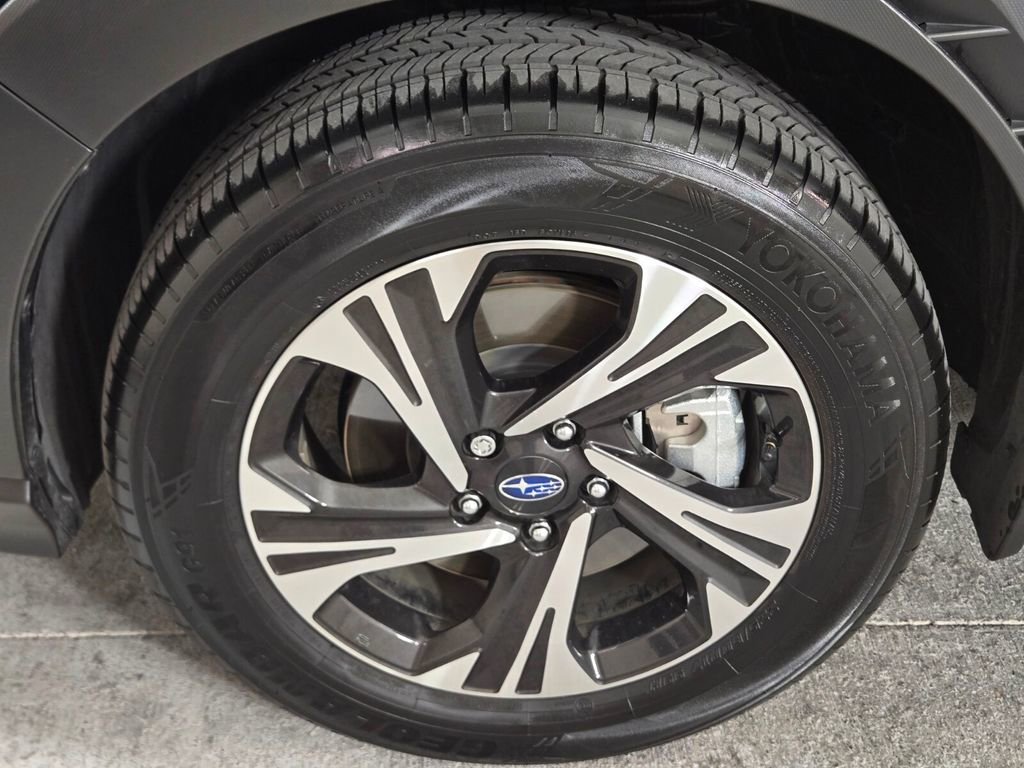 Certified 2025 Subaru Crosstrek 2.0i Premium AWD/4WD image 13