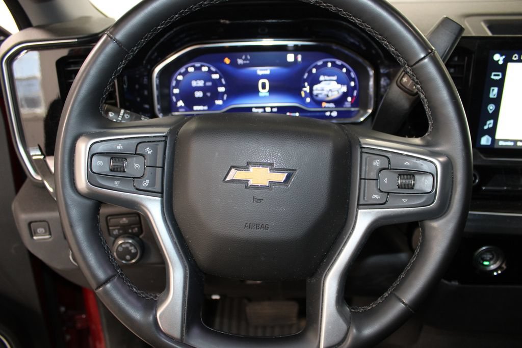 Used 2023 Chevrolet Silverado 1500 LT AWD/4WD image 24