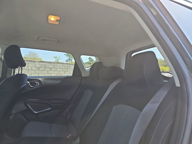 Used 2020 Kia Soul S FWD image 14
