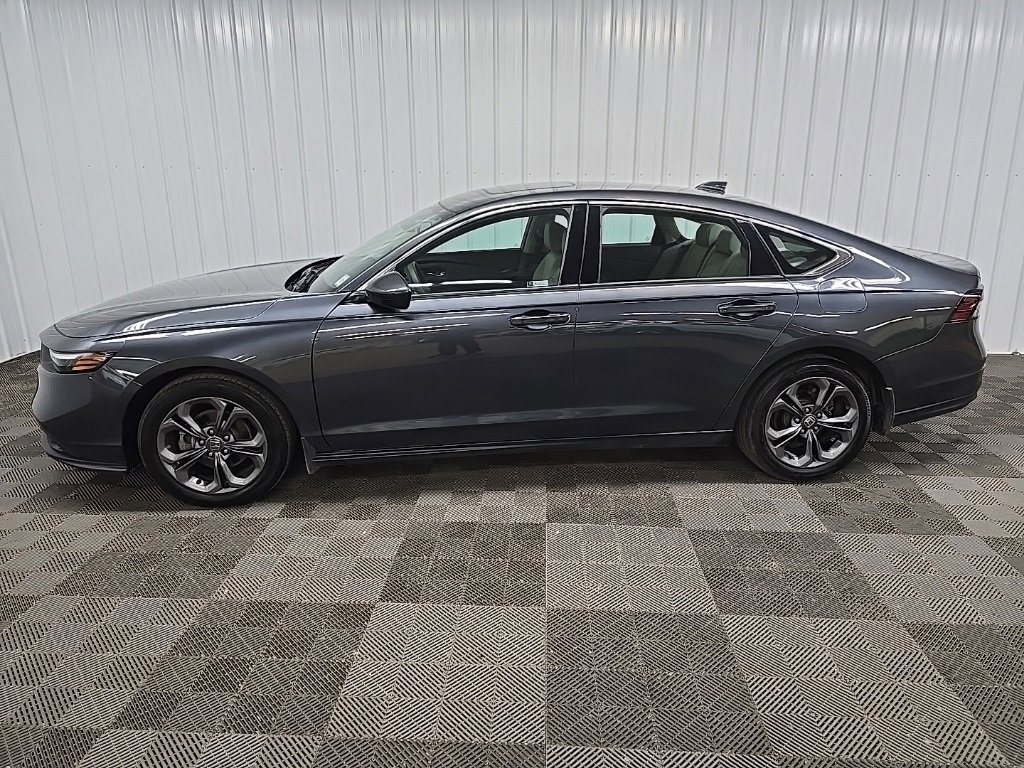 Used 2023 Honda Accord EX image 5