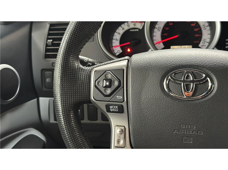 Used 2014 Toyota Tacoma PreRunner w/ TRD Off-Road Package RWD image 33