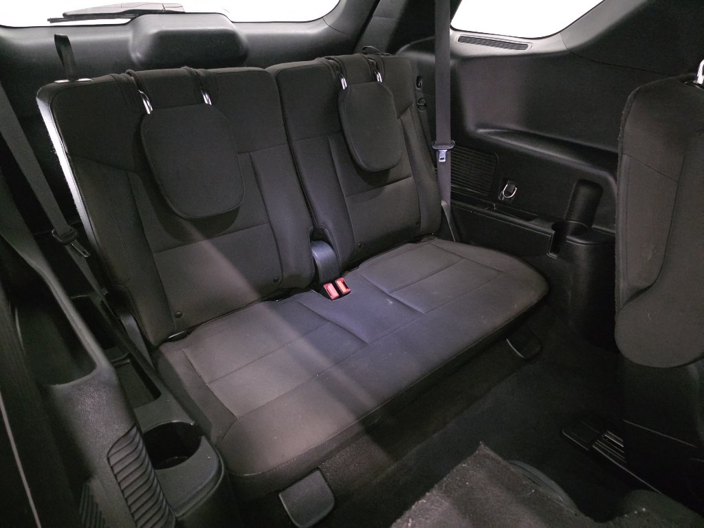 Used 2020 Ford Explorer XLT AWD/4WD image 9