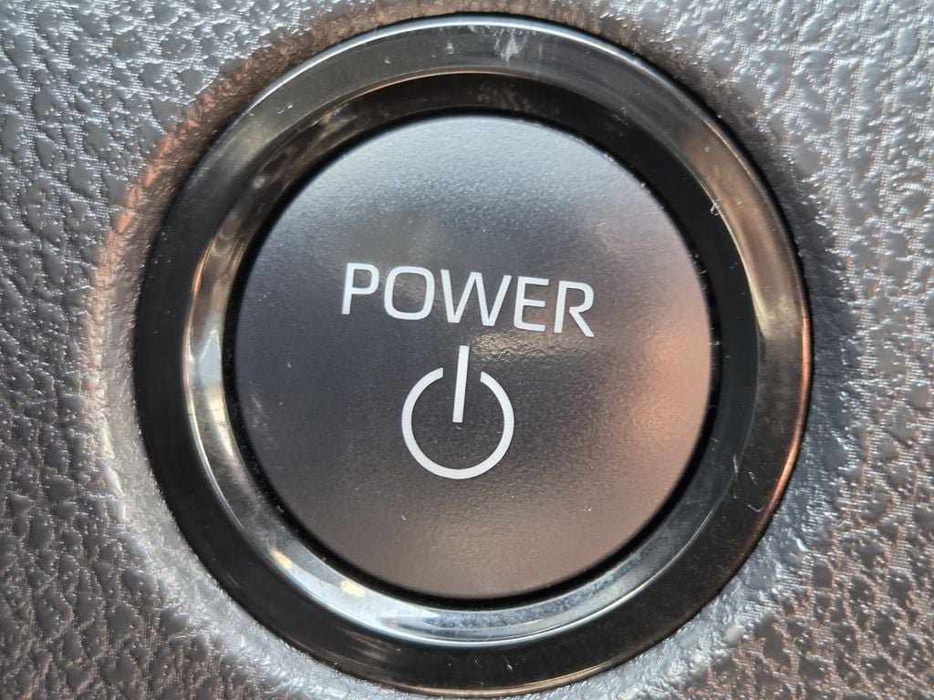 Used 2025 Toyota Camry XLE w/ Premium Plus Package FWD image 22