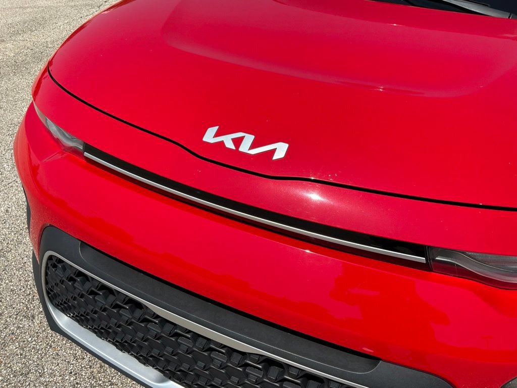 Used 2022 Kia Soul LX FWD image 11