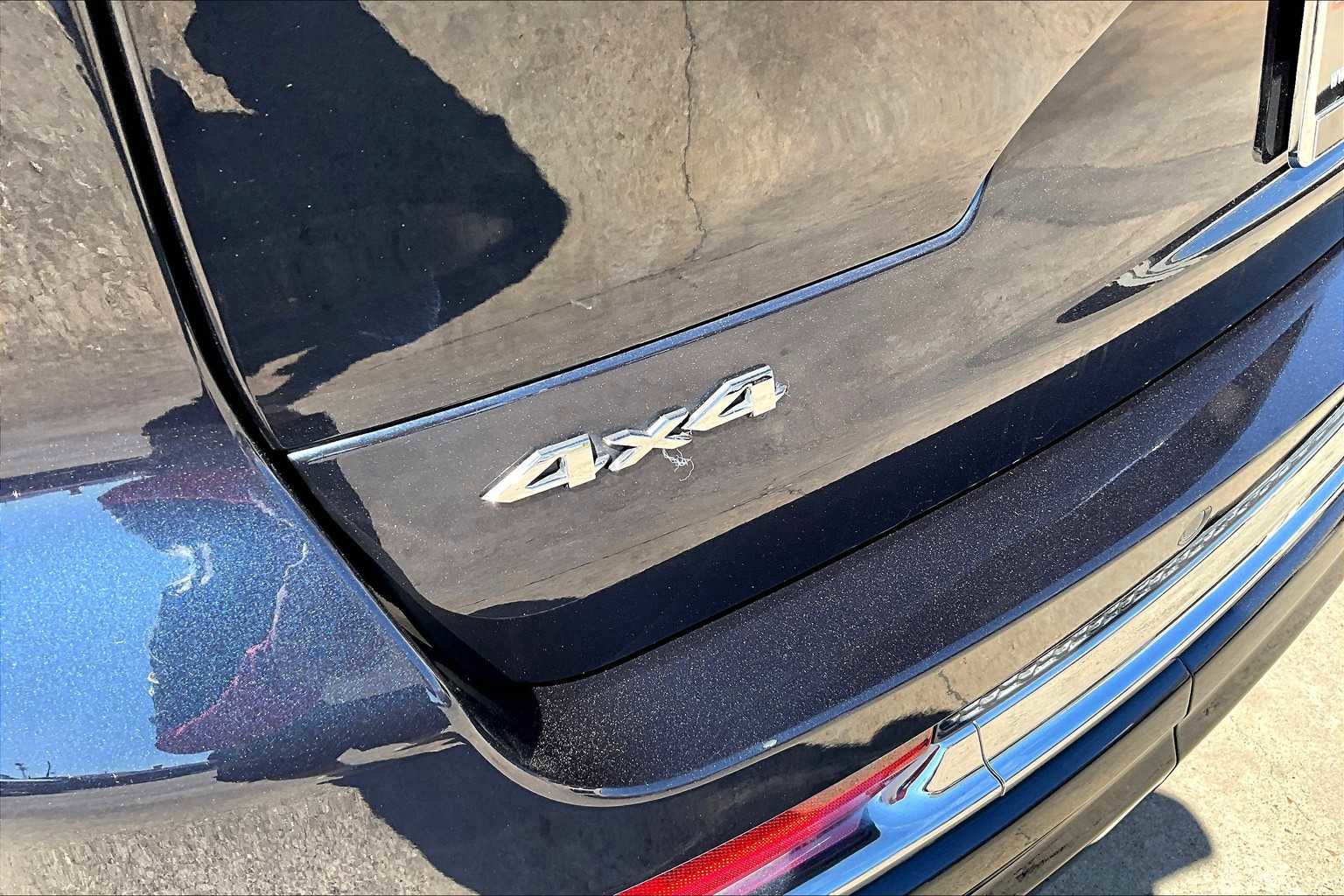 Used 2024 Jeep Grand Cherokee L Overland w/ Trailer Tow Package image 30