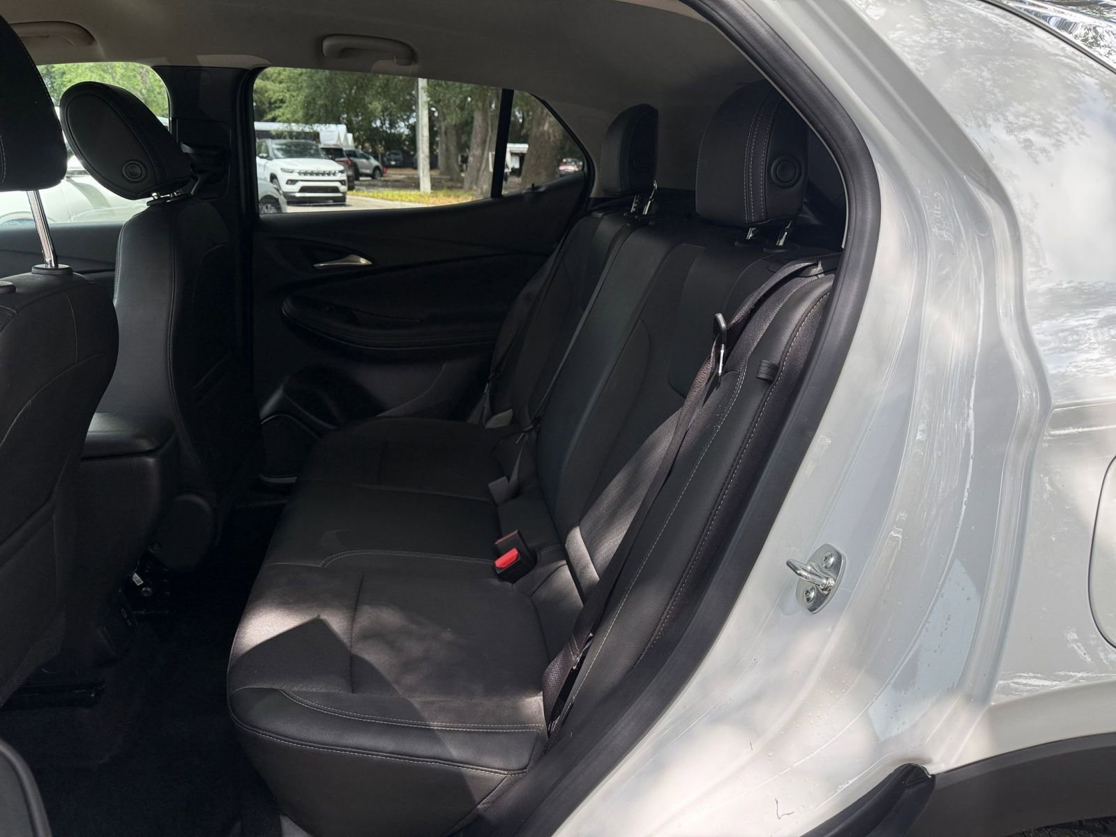 Used 2025 Buick Encore GX Preferred FWD image 36