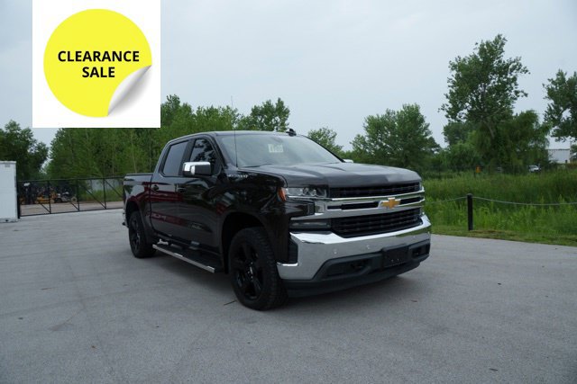 Used 2019 Chevrolet Silverado 1500 LT w/ Convenience Package AWD/4WD image 2