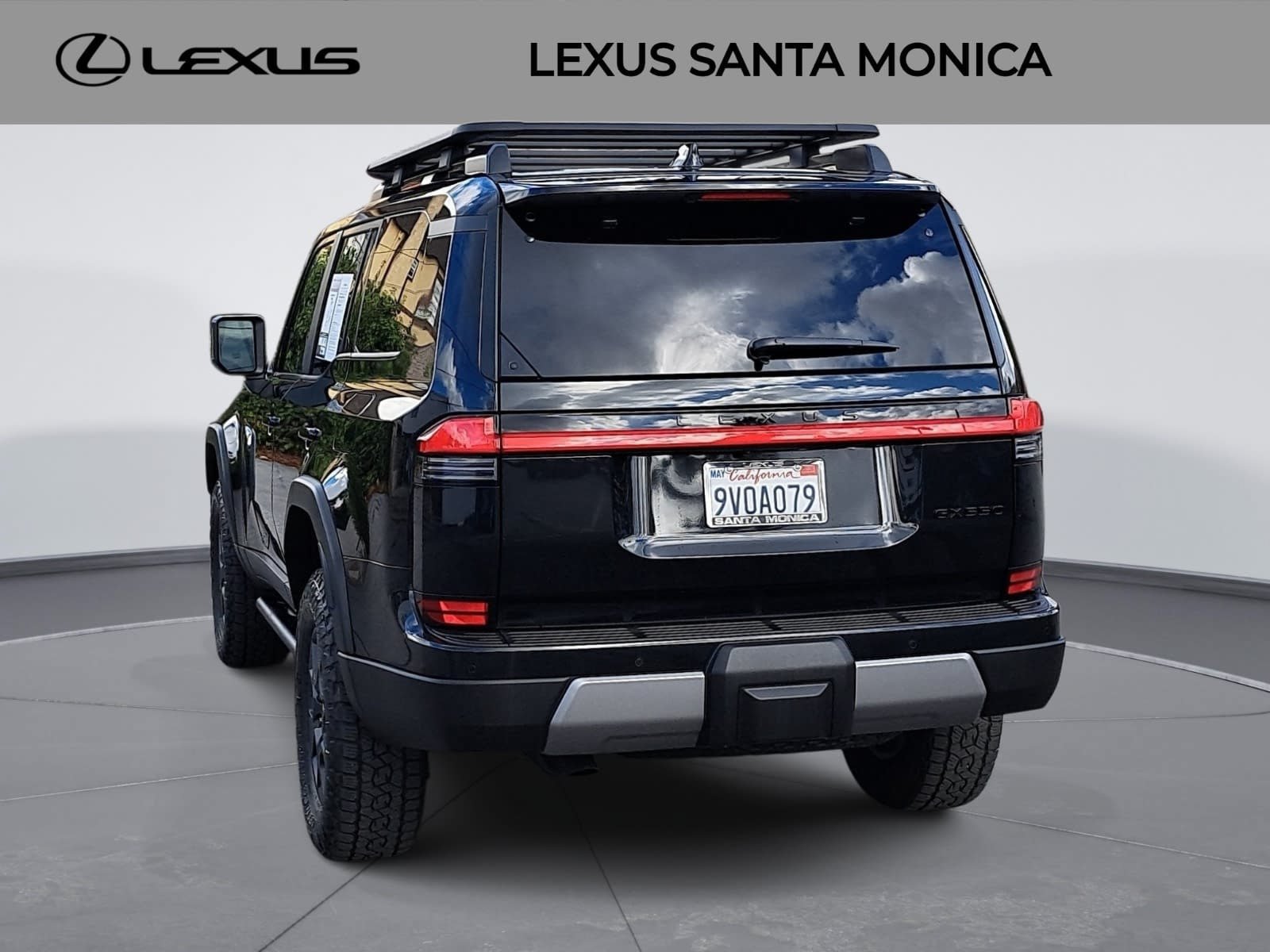 Used 2025 Lexus GX 550 w/ Accessory Package (32) AWD/4WD image 7