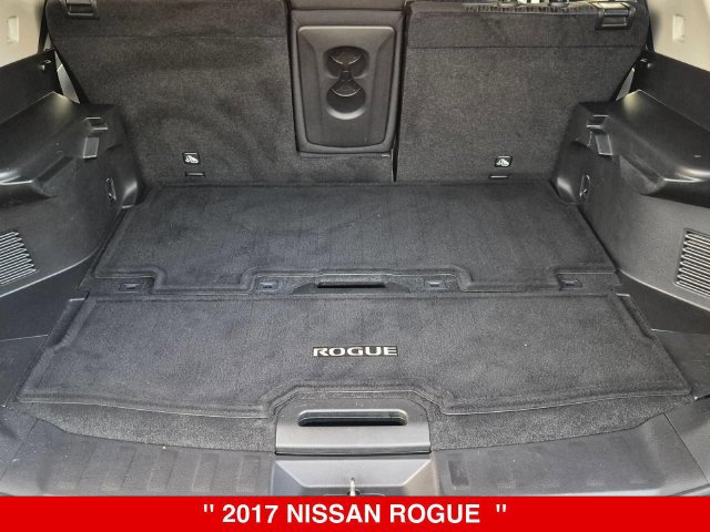 Used 2017 Nissan Rogue S w/ S Appearance Package AWD/4WD image 32