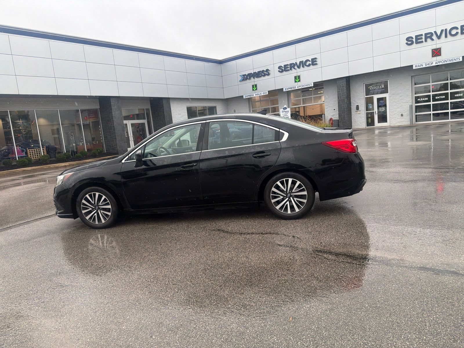 Used 2019 Subaru Legacy 2.5i Premium AWD/4WD image 24