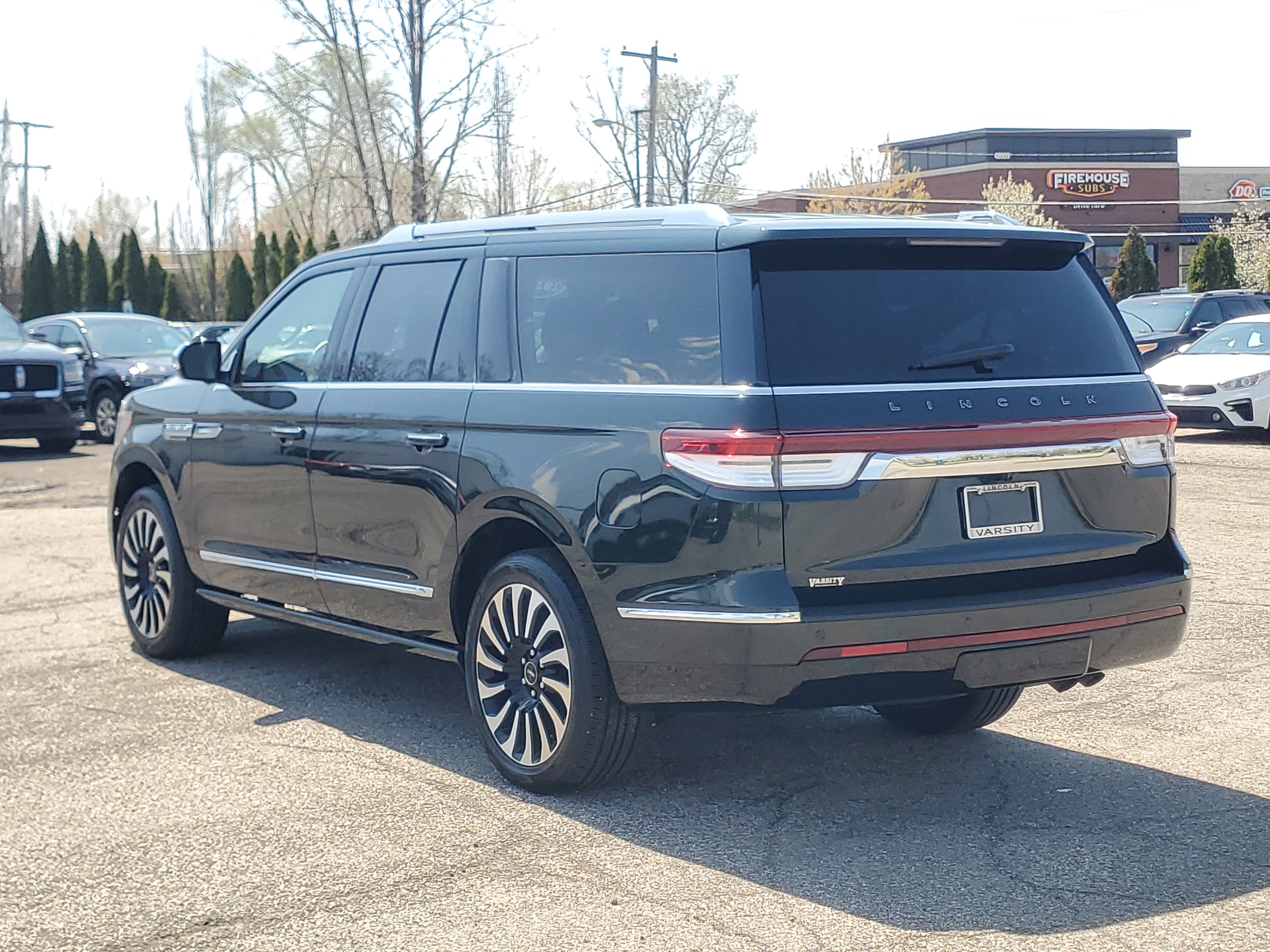 Certified 2022 Lincoln Navigator L Black Label AWD/4WD image 4