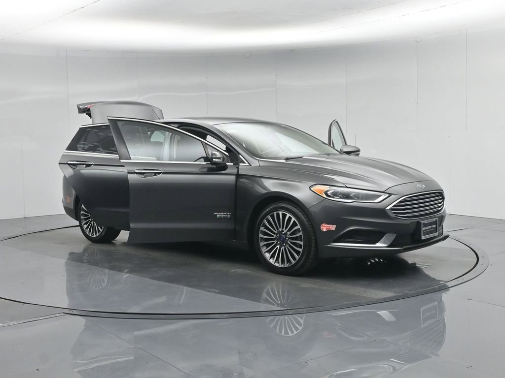 Used 2018 Ford Fusion Energi SE image 30